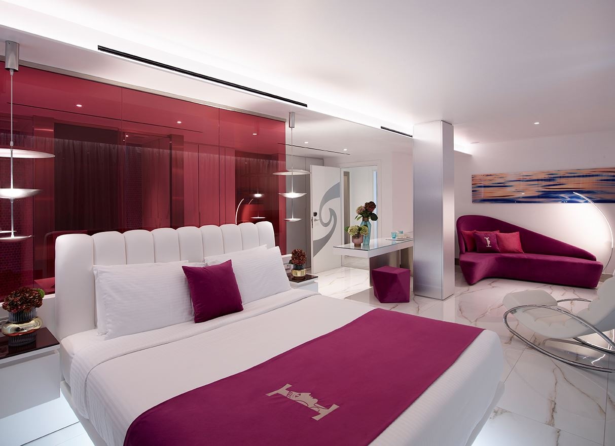 rooms-gold-sky-suite-with-panoramic-sea-view