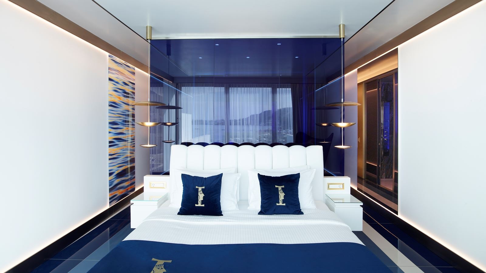 rooms-gold-suite-sea-view-with-private-pool