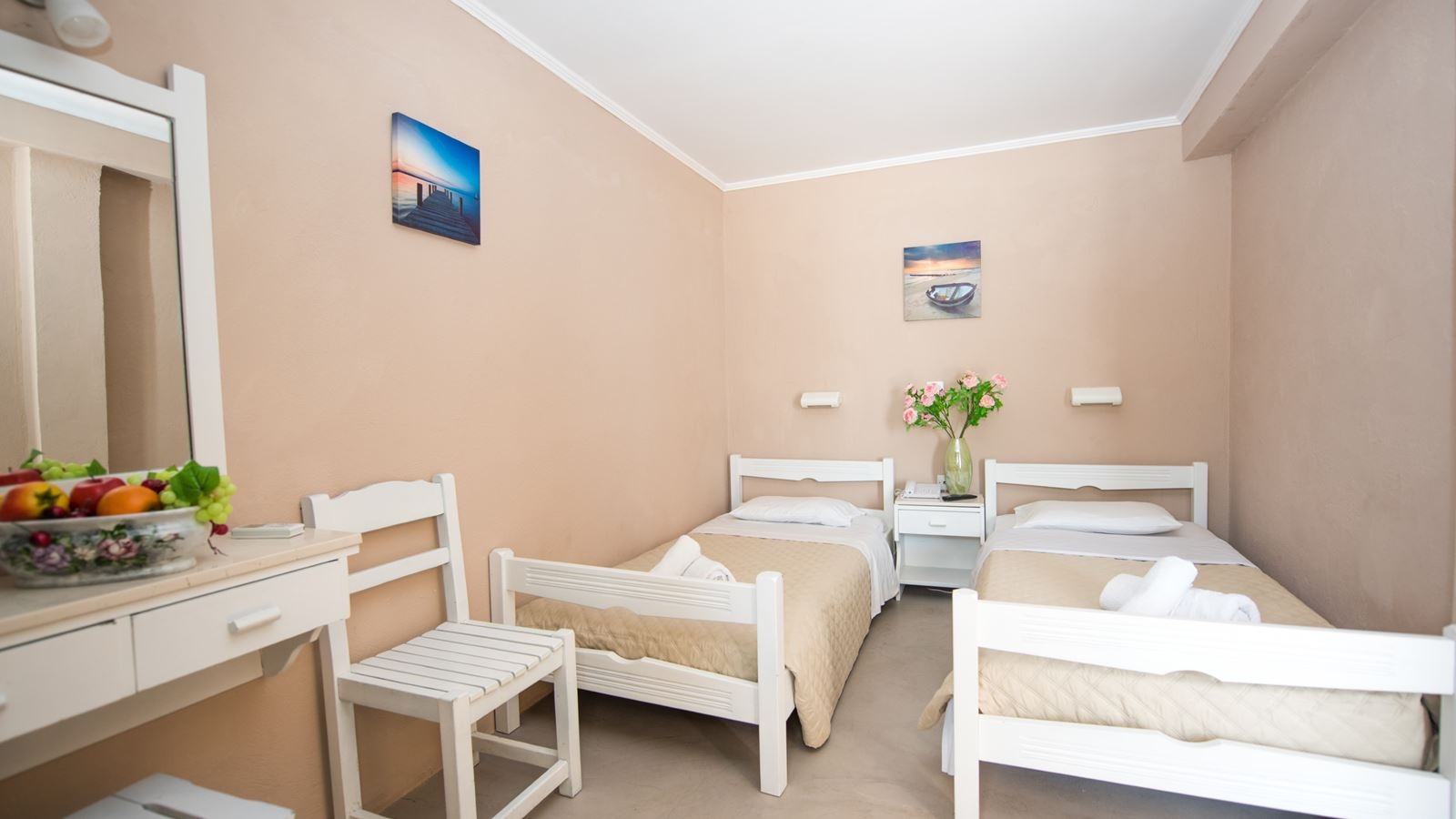 rooms-double-room-land-view