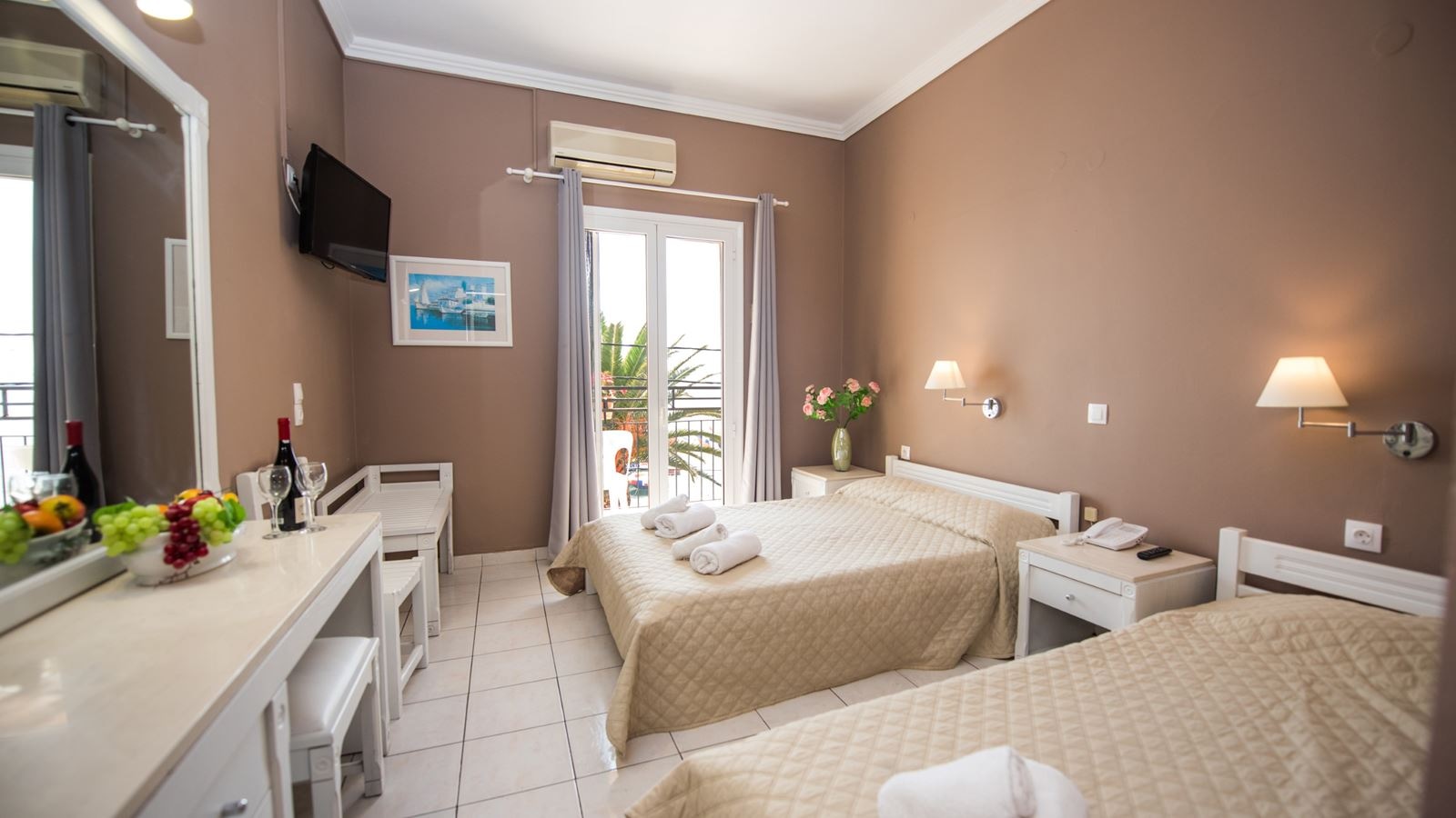 rooms-double-room-land-view