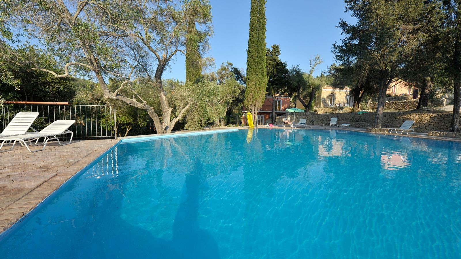 pools-outdoor-pool