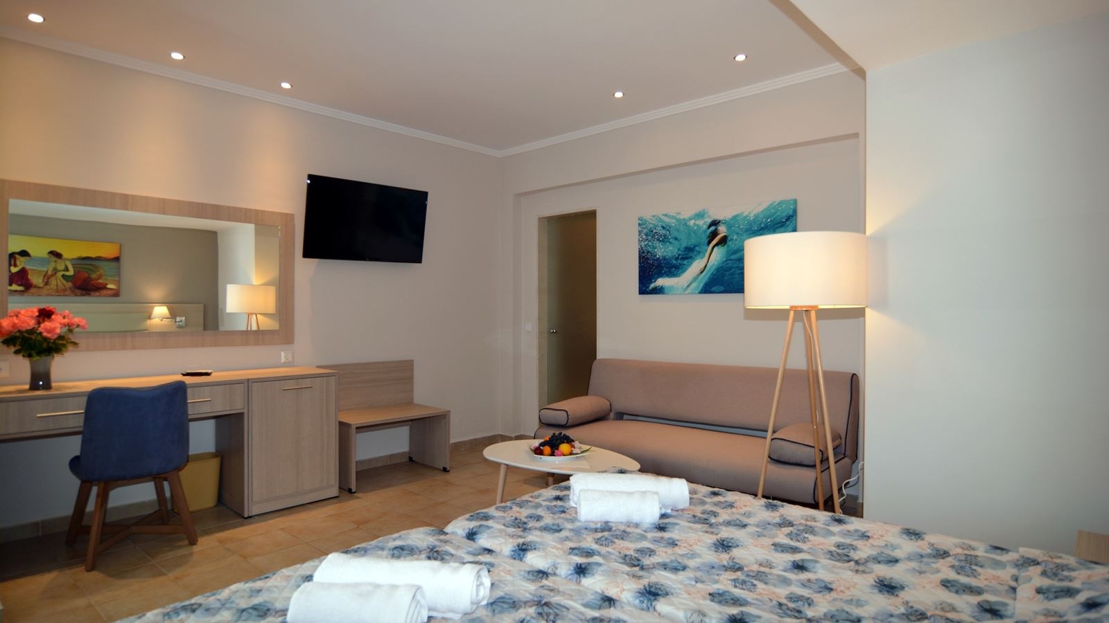 rooms-twin-standard-room--balcony-or-terrace-