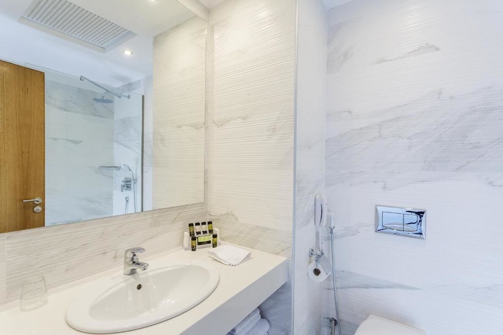 rooms-double-side-sea-view-room-balcony