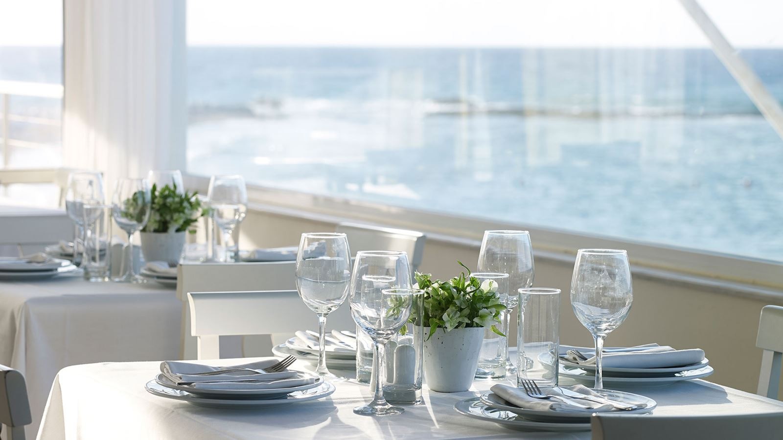 restaurants-amalthia