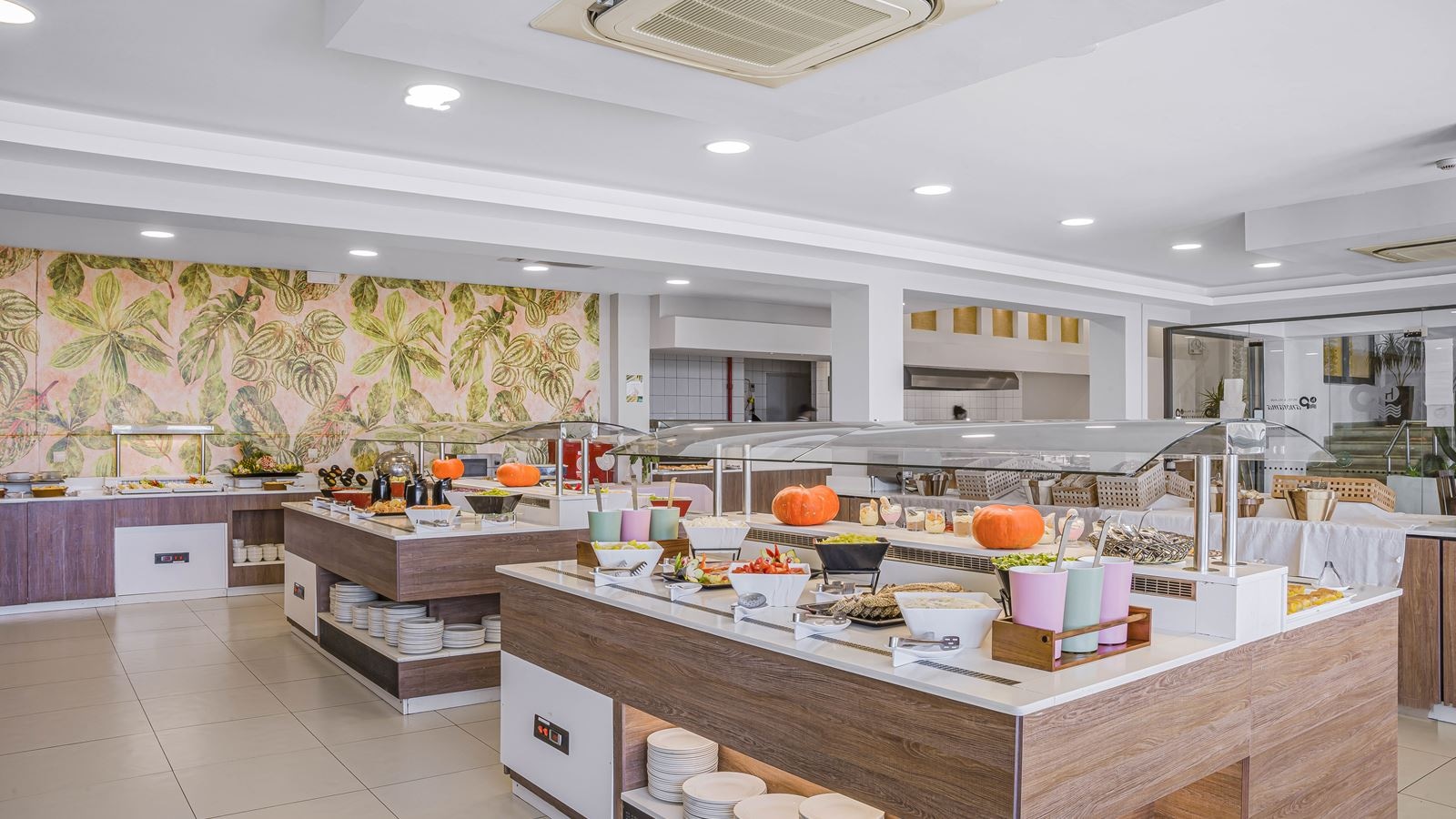 restaurants-main-restaurant