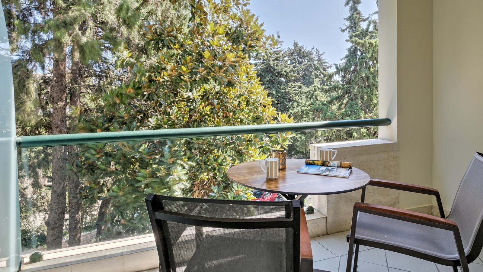 rooms-deluxe-double-room