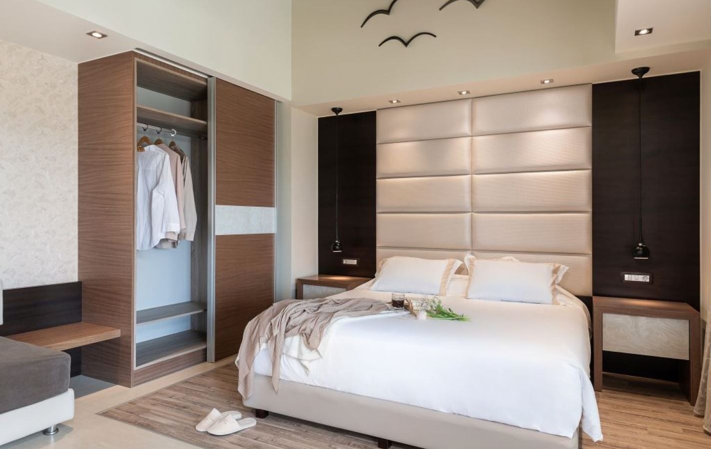 rooms-luxury-dome-suite-sea-view-with-private-pool