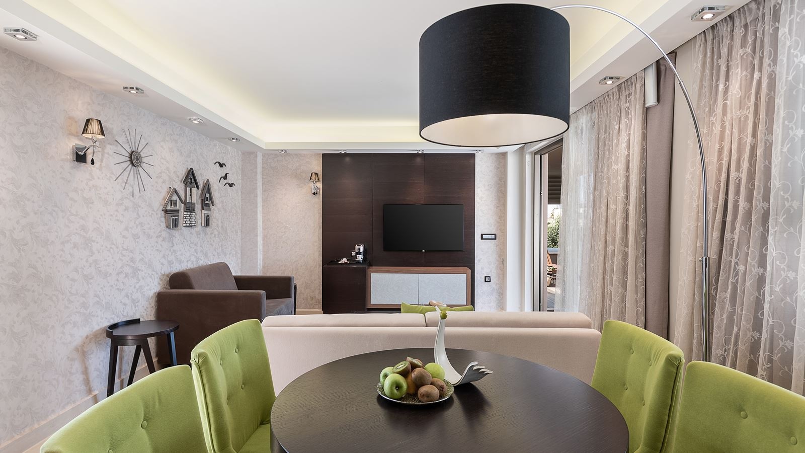 rooms-luxury-executive-suite-with-private-pool-inland-view