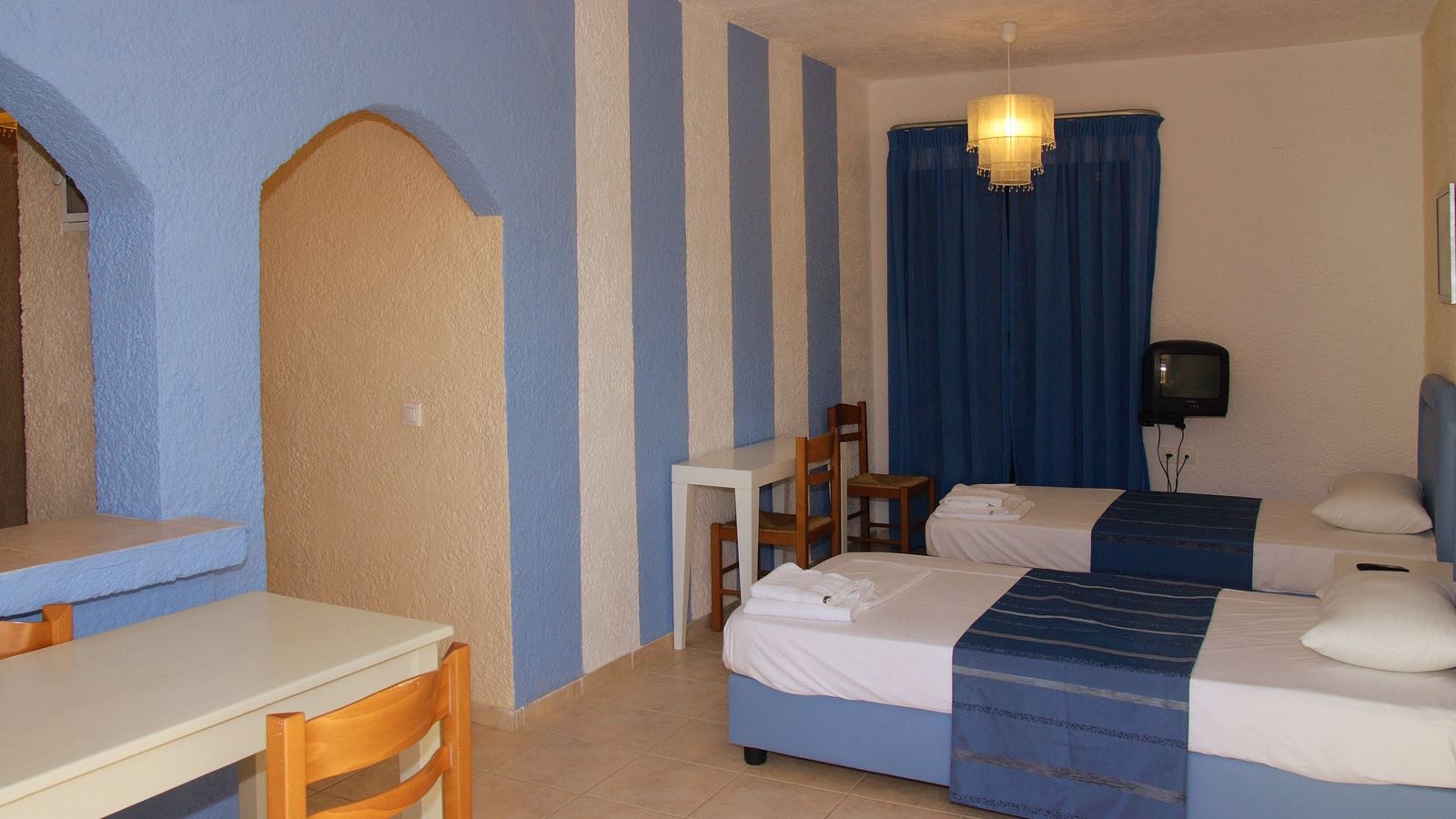 rooms-2-bedrooms-apartment
