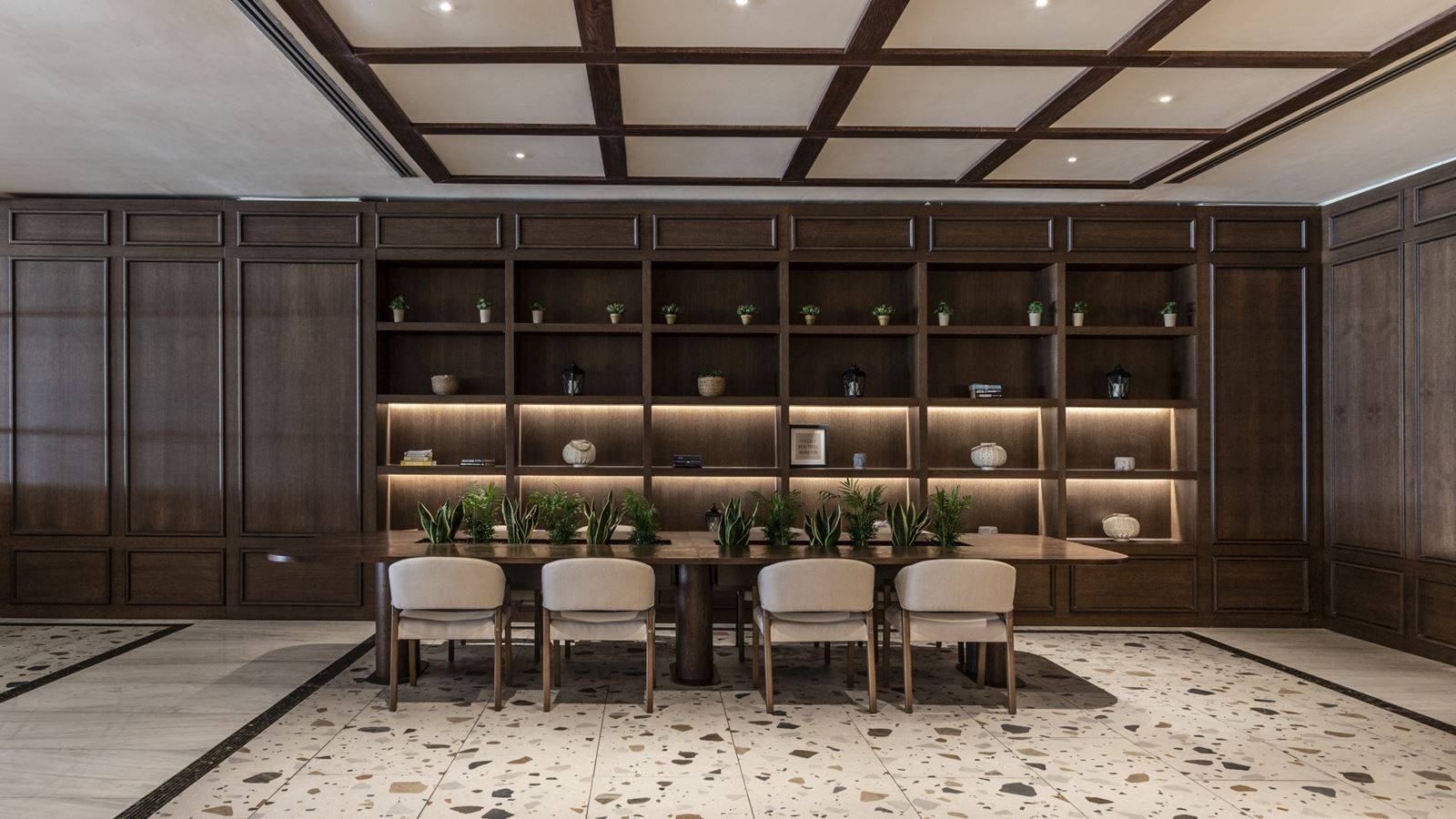 restaurants-naiada-main-restaurant