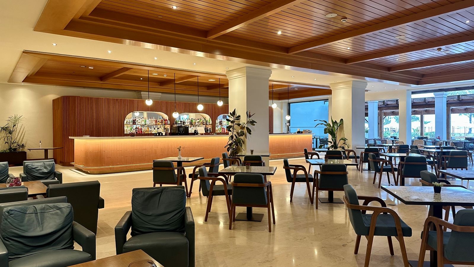 bars-nymphy-main-bar