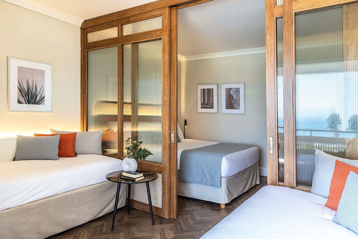 rooms-superior-family-sliding-door-sea-view