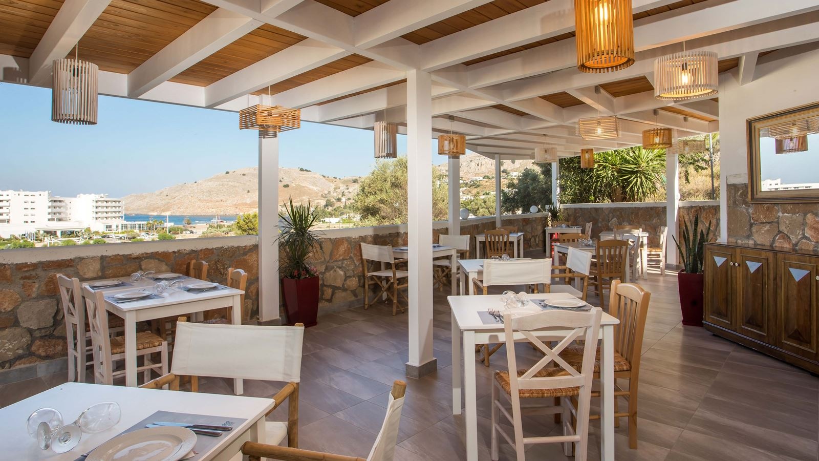 restaurants-grill-on-the-hill-bbq