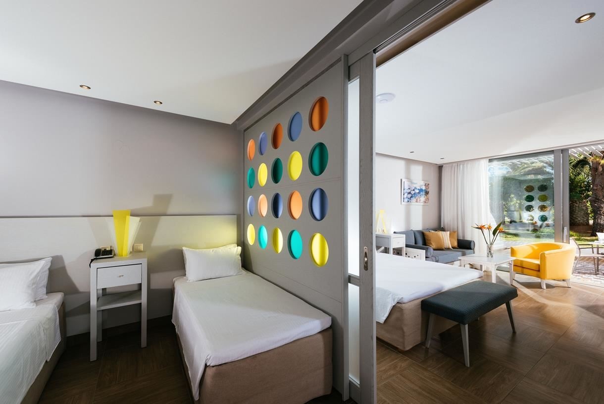 rooms-family-2-bedroom-garden-view-ground-floor