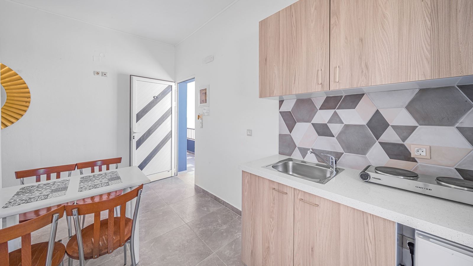 rooms-superior-one-bedroom-apartment-x-3-pax