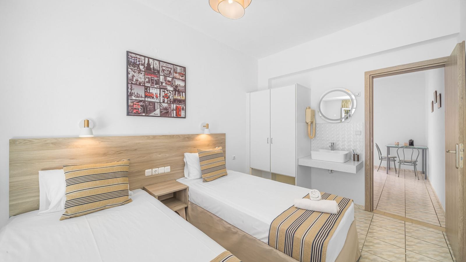 rooms-superior-1-bedroom-apartment-balcony-or-terrace