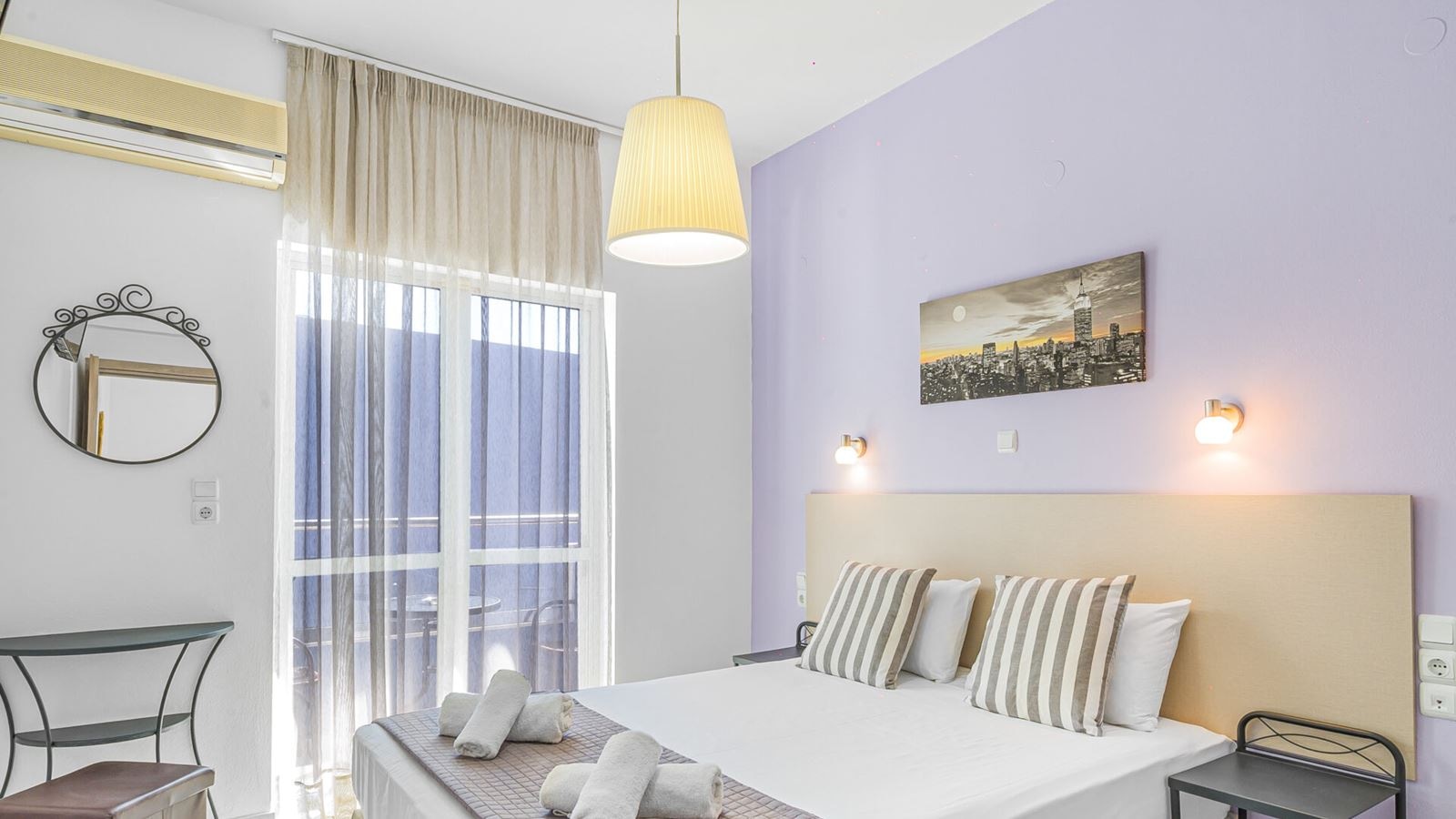 rooms-superior-1-bedroom-apartment-balcony-or-terrace