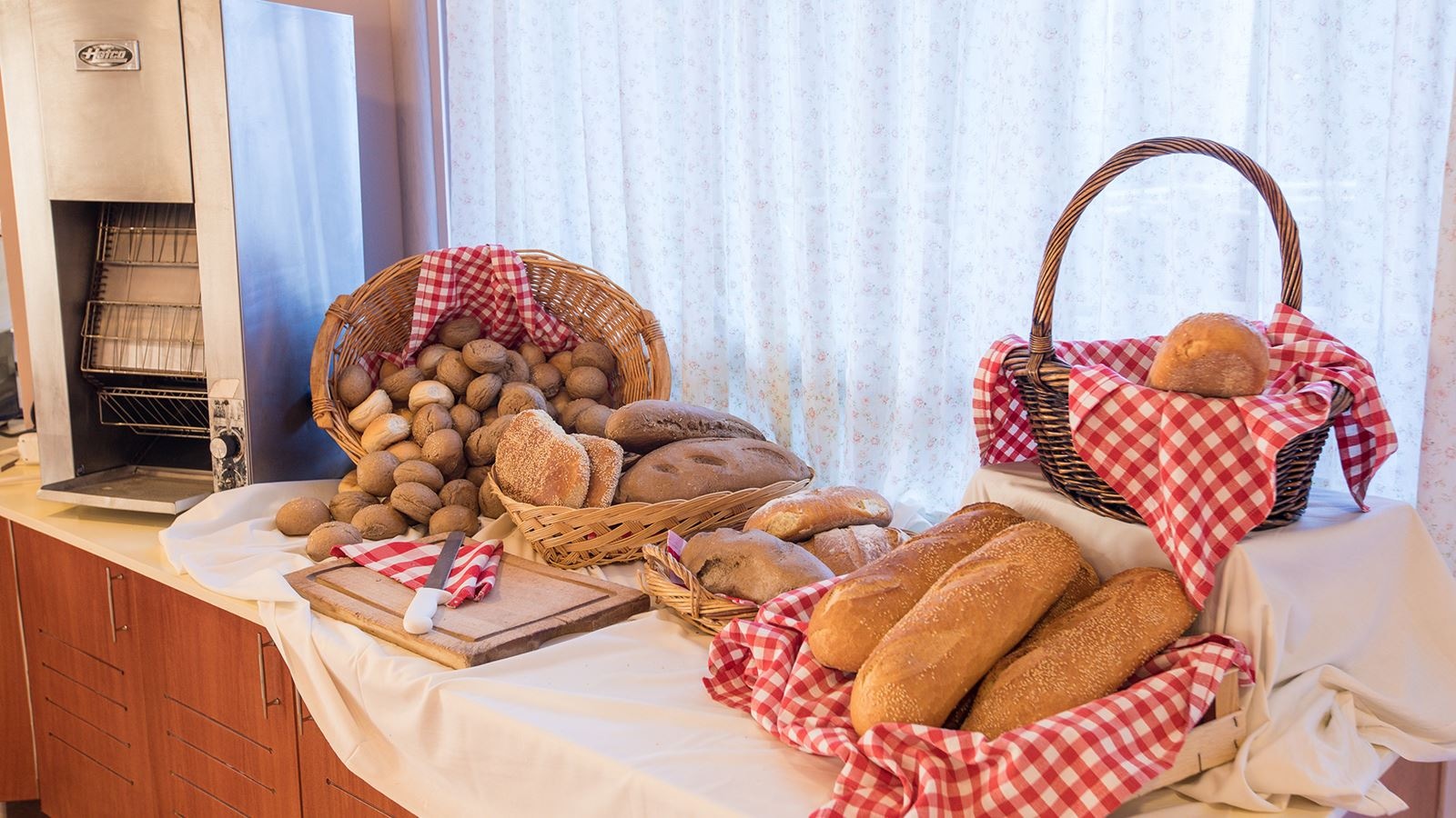 restaurants-main-restaurant