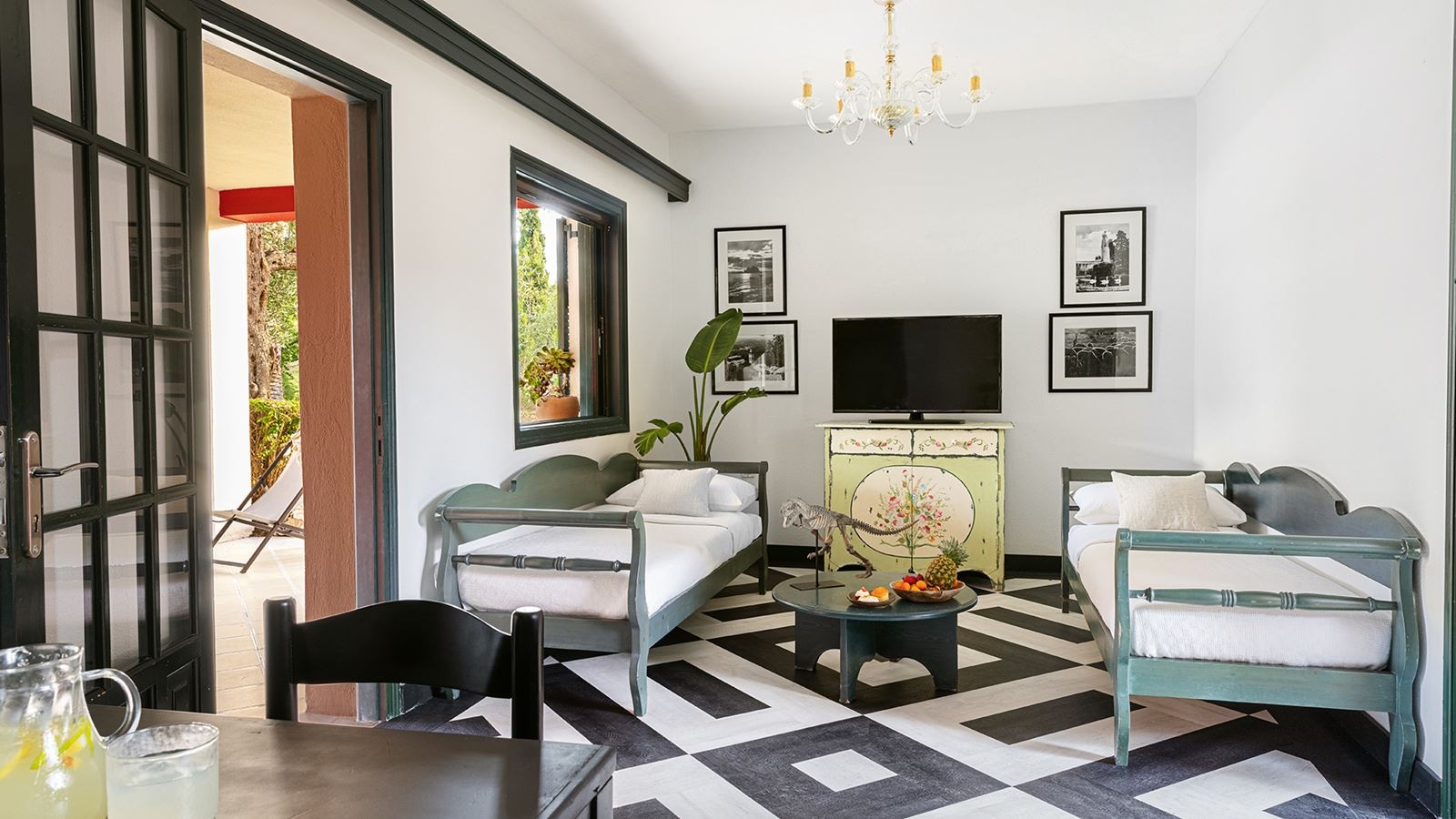 rooms-family-room-at-yuccas-residence-veranda--gardens-sharing-pool