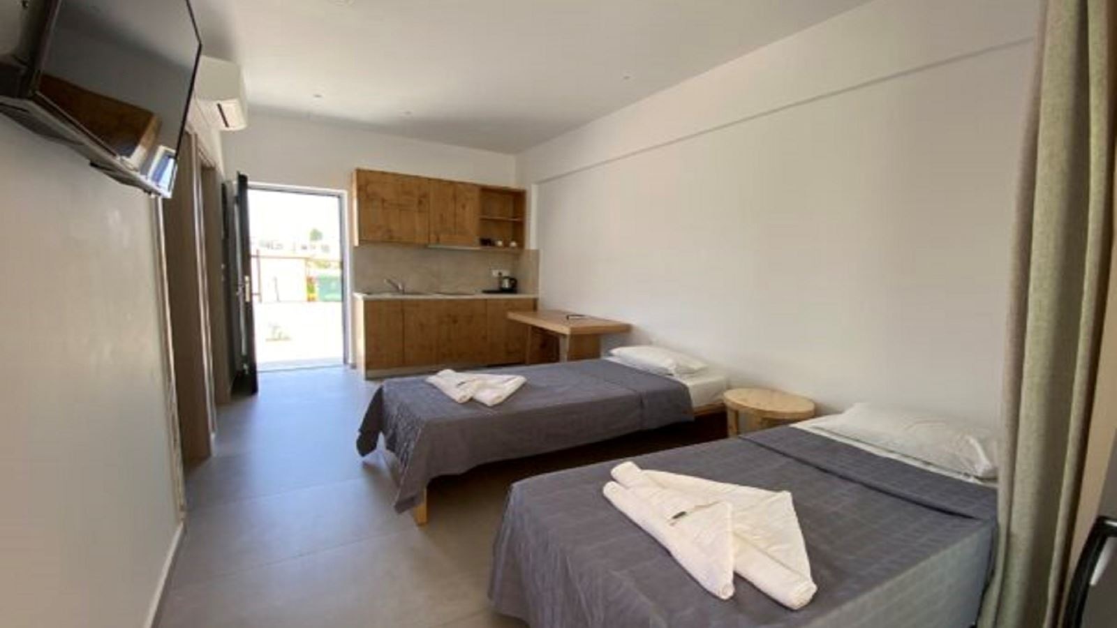 rooms-suite-deluxe--1-bedroom-jacuzzi