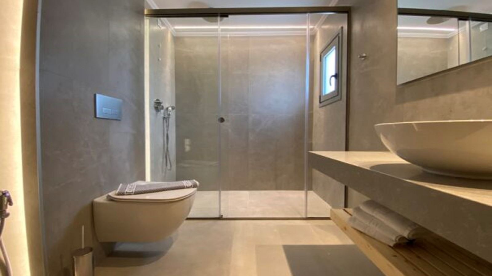 rooms-suite-deluxe--1-bedroom-jacuzzi