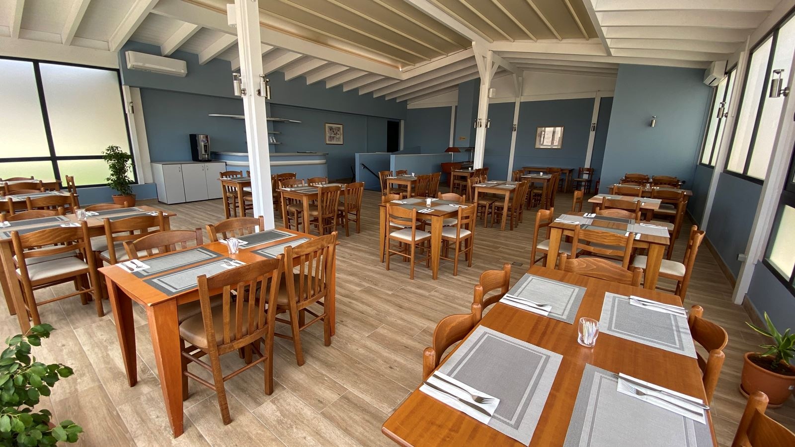 restaurants-restaurants