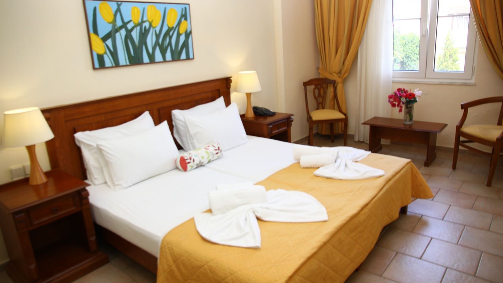 rooms-standard-double-room