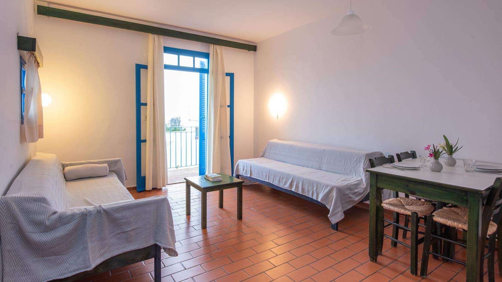 rooms-economy-suite-seaview-balcony-or-terrace