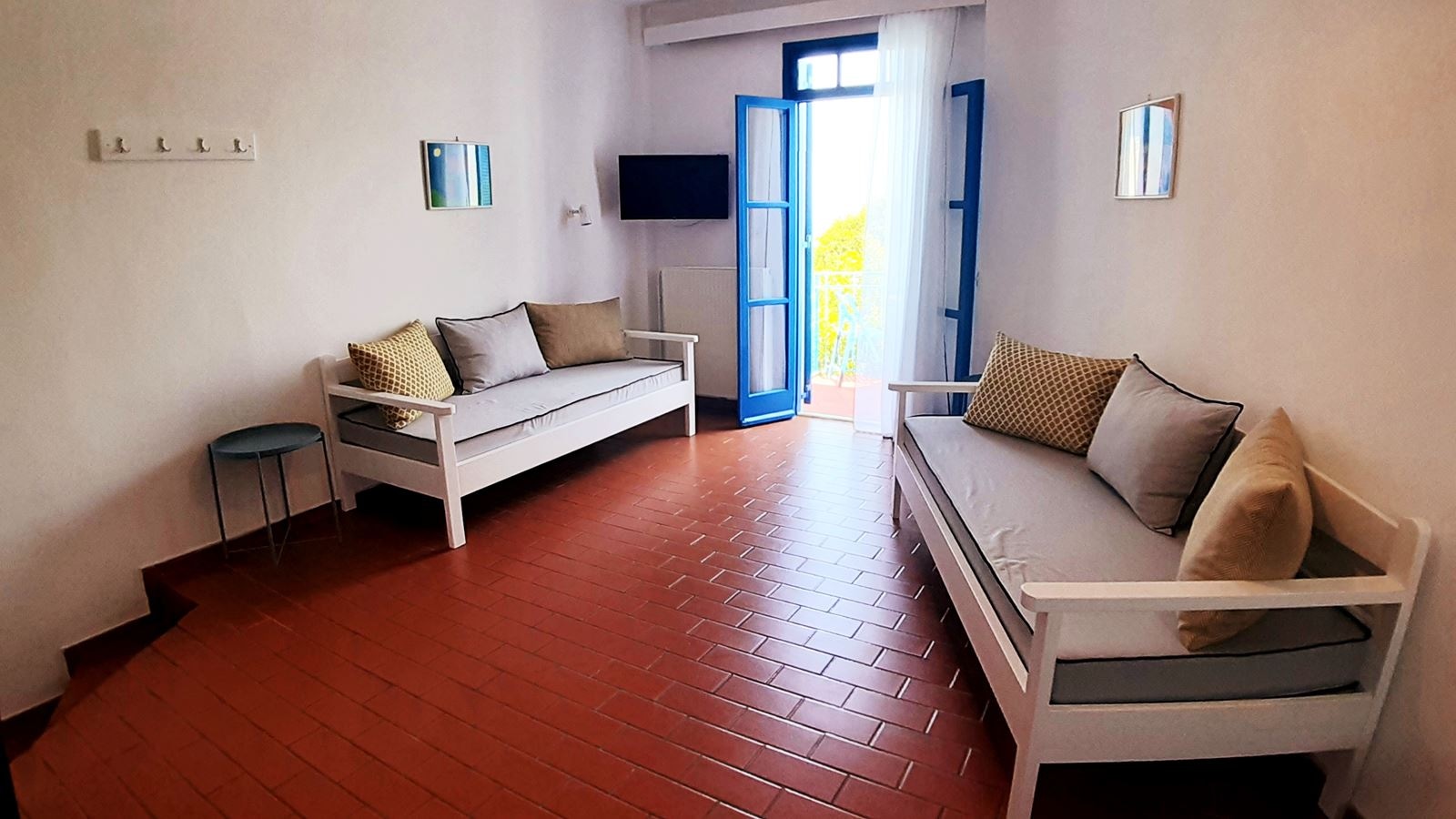 rooms-suite-maisonette-seaview--or-terrace