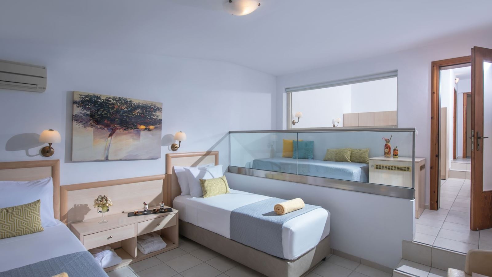 rooms-suite-2-bedrooms-sea-view