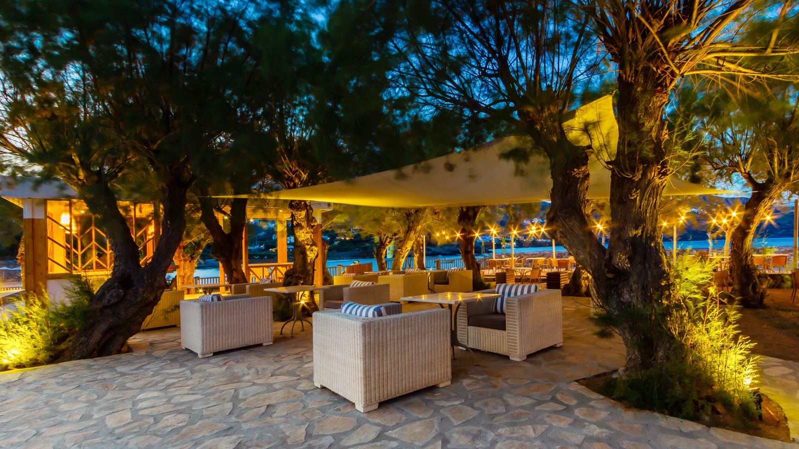 restaurants-bay-grill