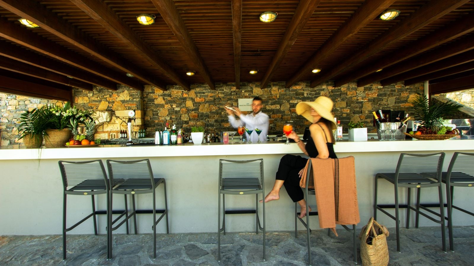 bars-marina-yacht-club