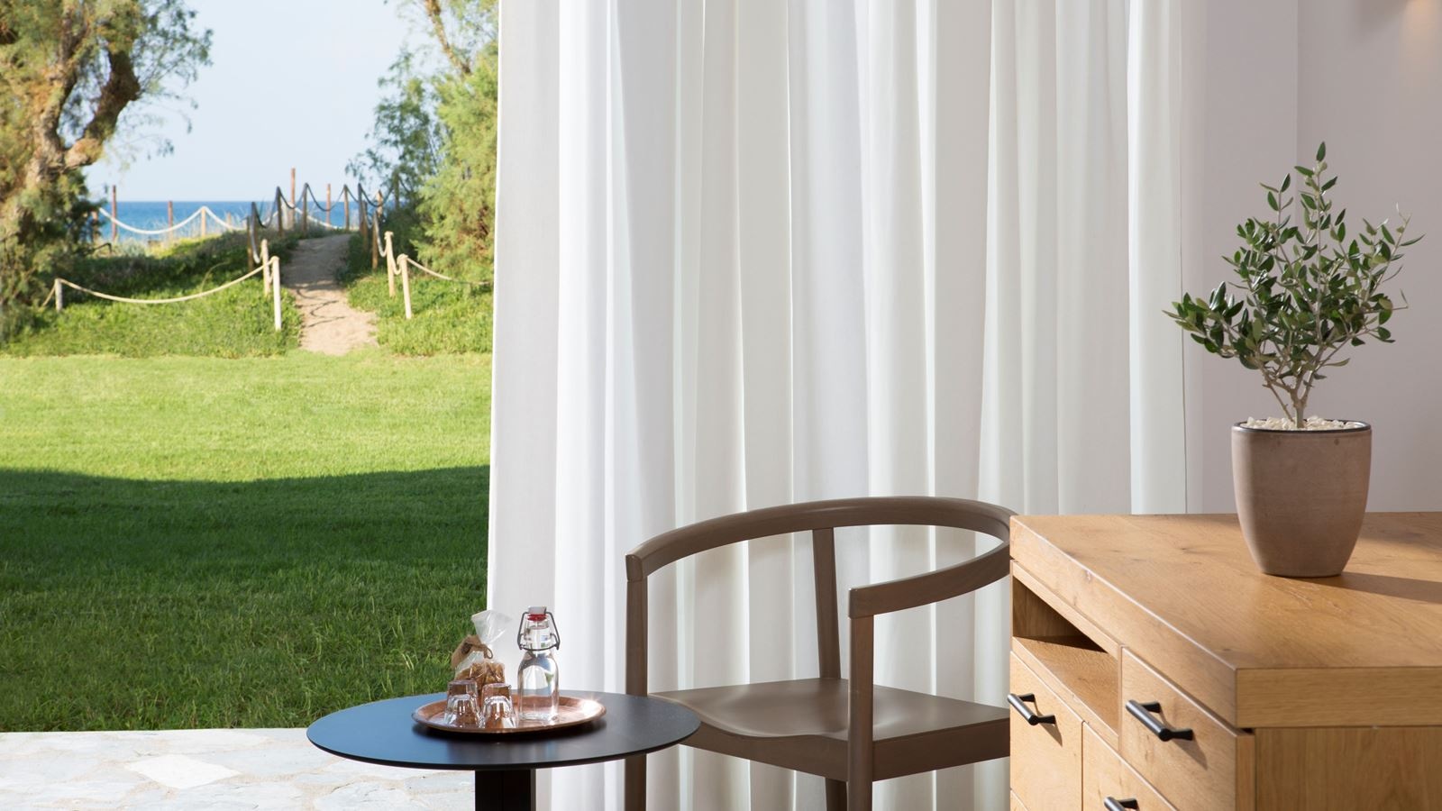 rooms-bed-in-dormitory-standard