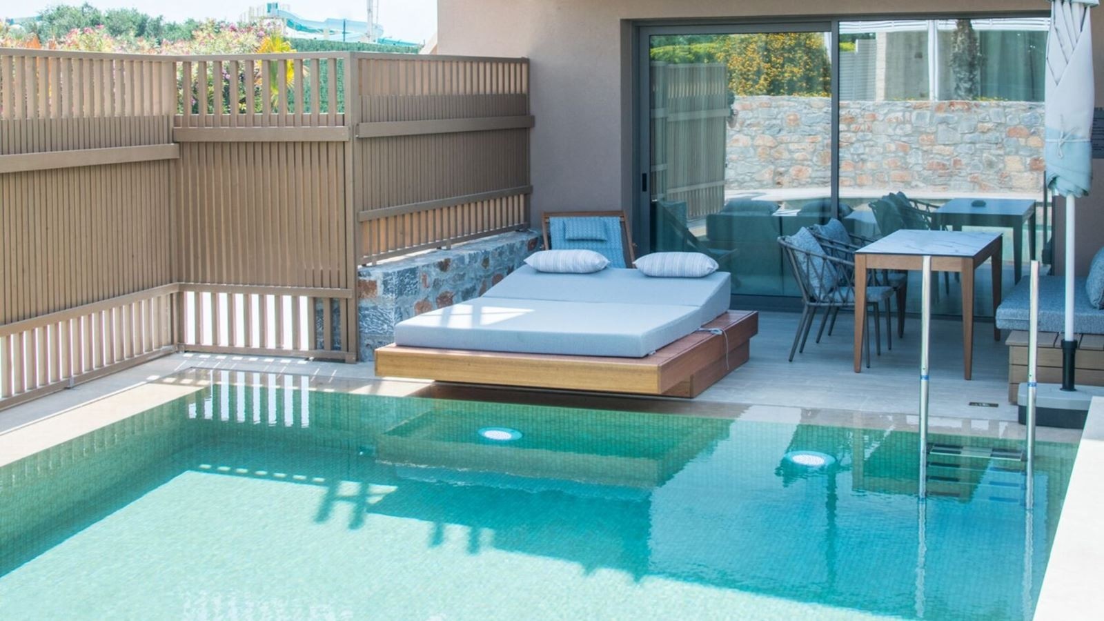 rooms-classic-double-room-garden-view-private-pool