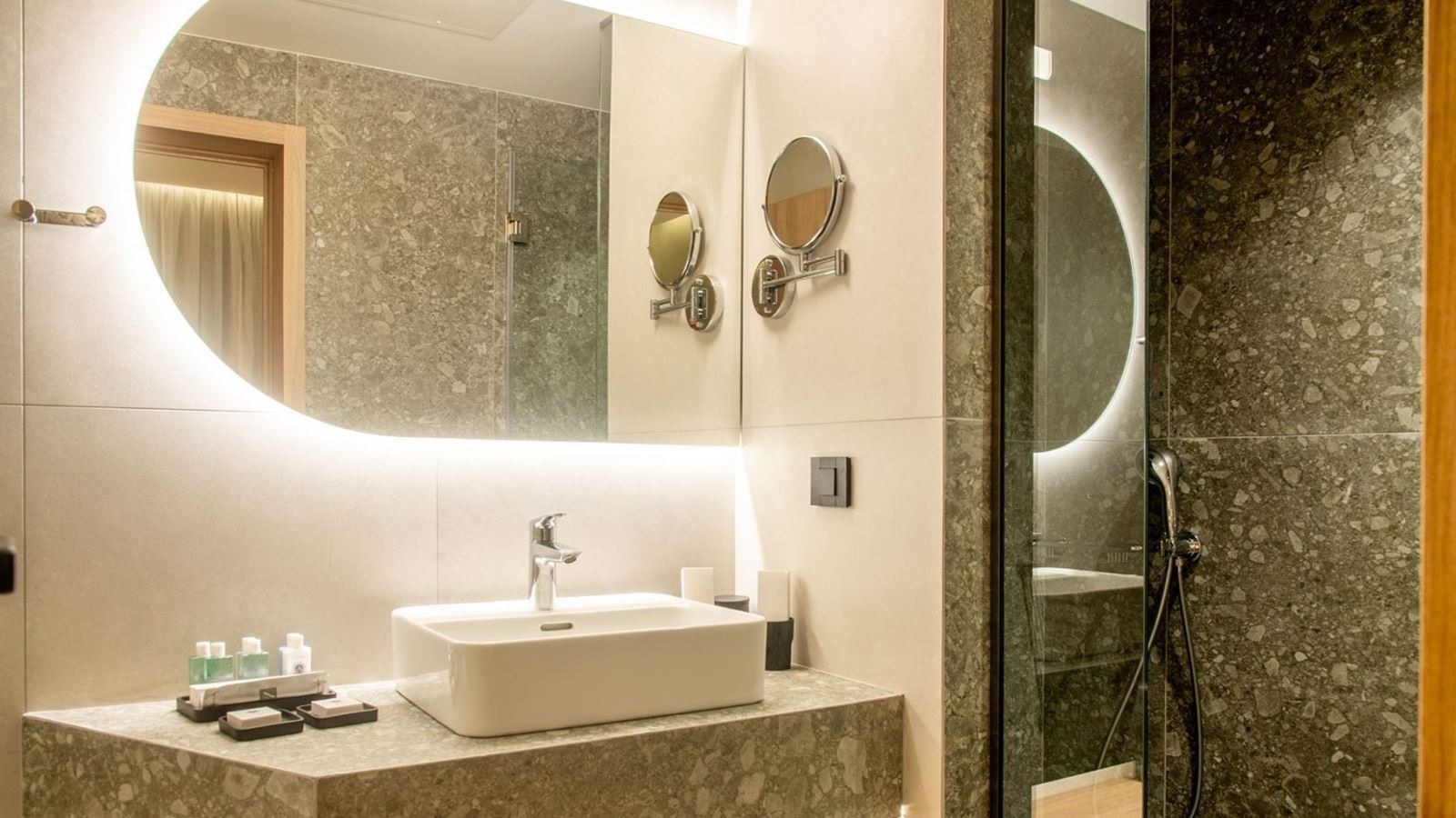 rooms-classic-double-room-sea-view