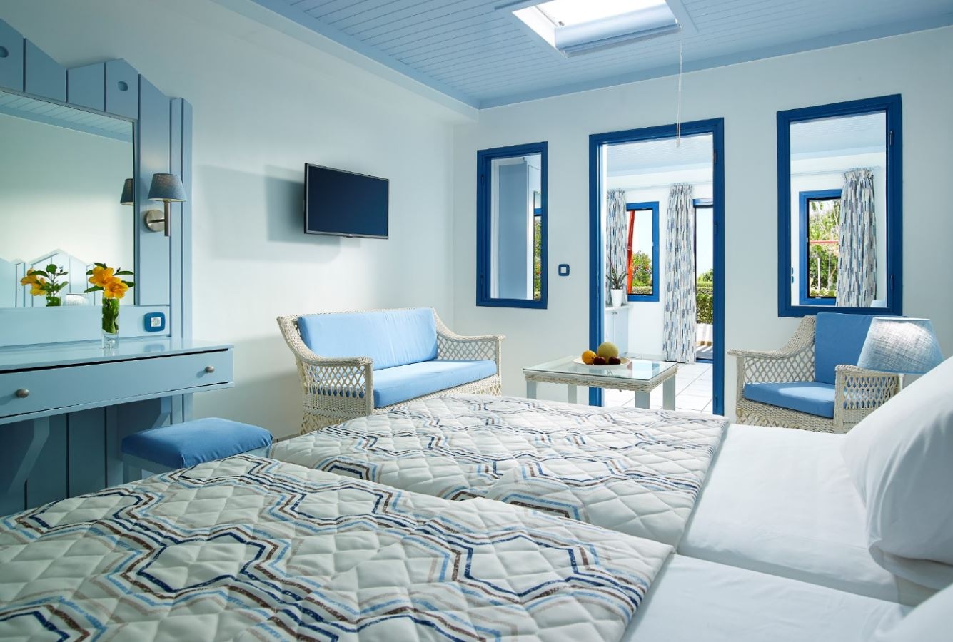 rooms-family-apartment-garden-view