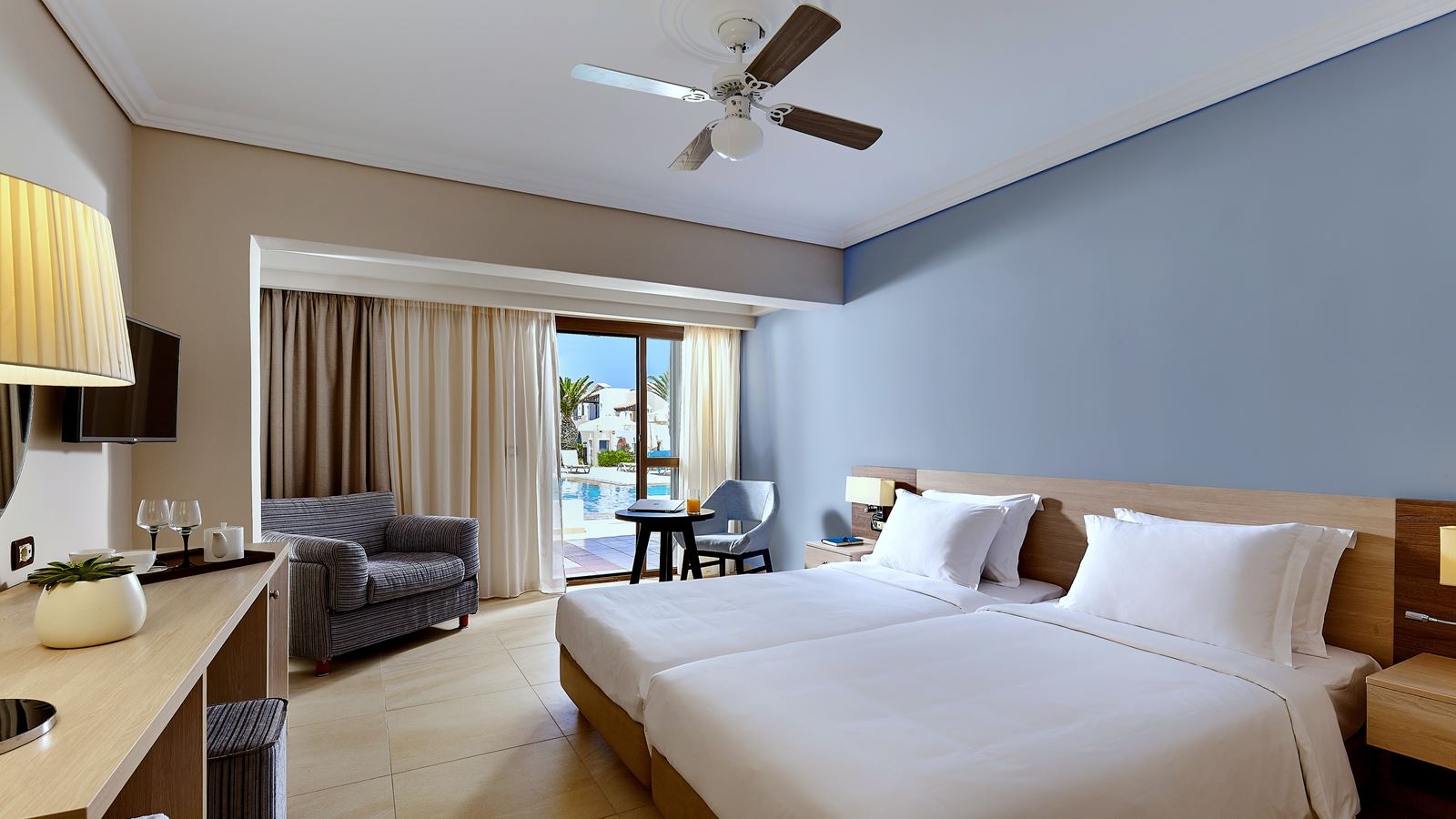 rooms-bungalow-sharedpool