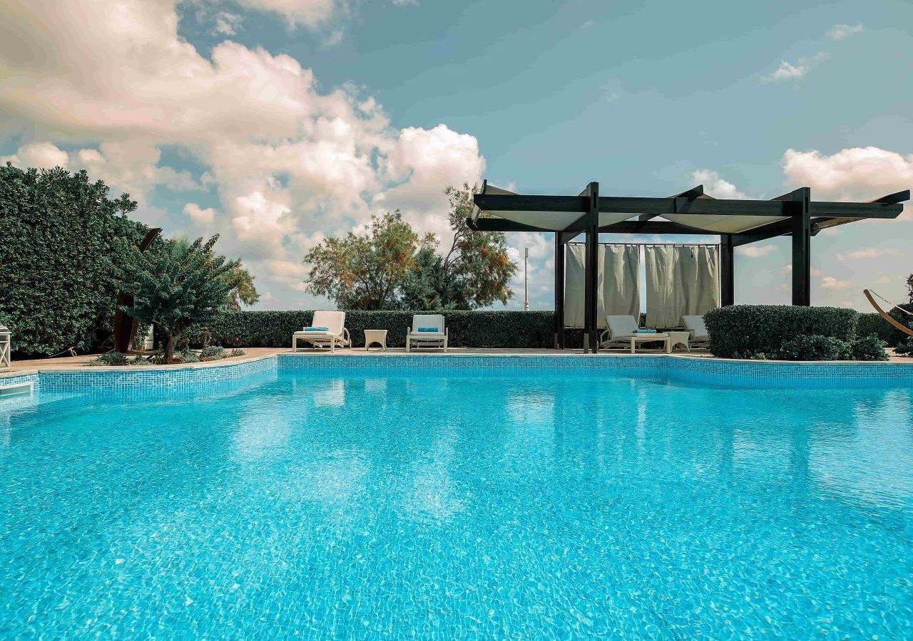 rooms-presidential-suite-sea-front-private-pool