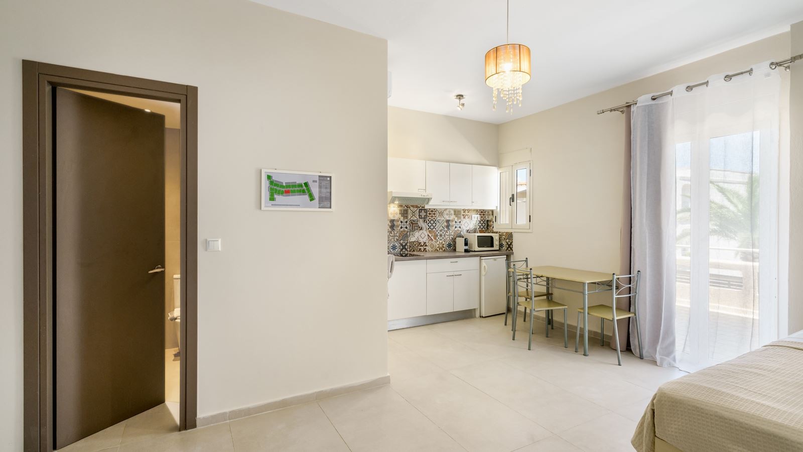 rooms-superior-family-with-balcony