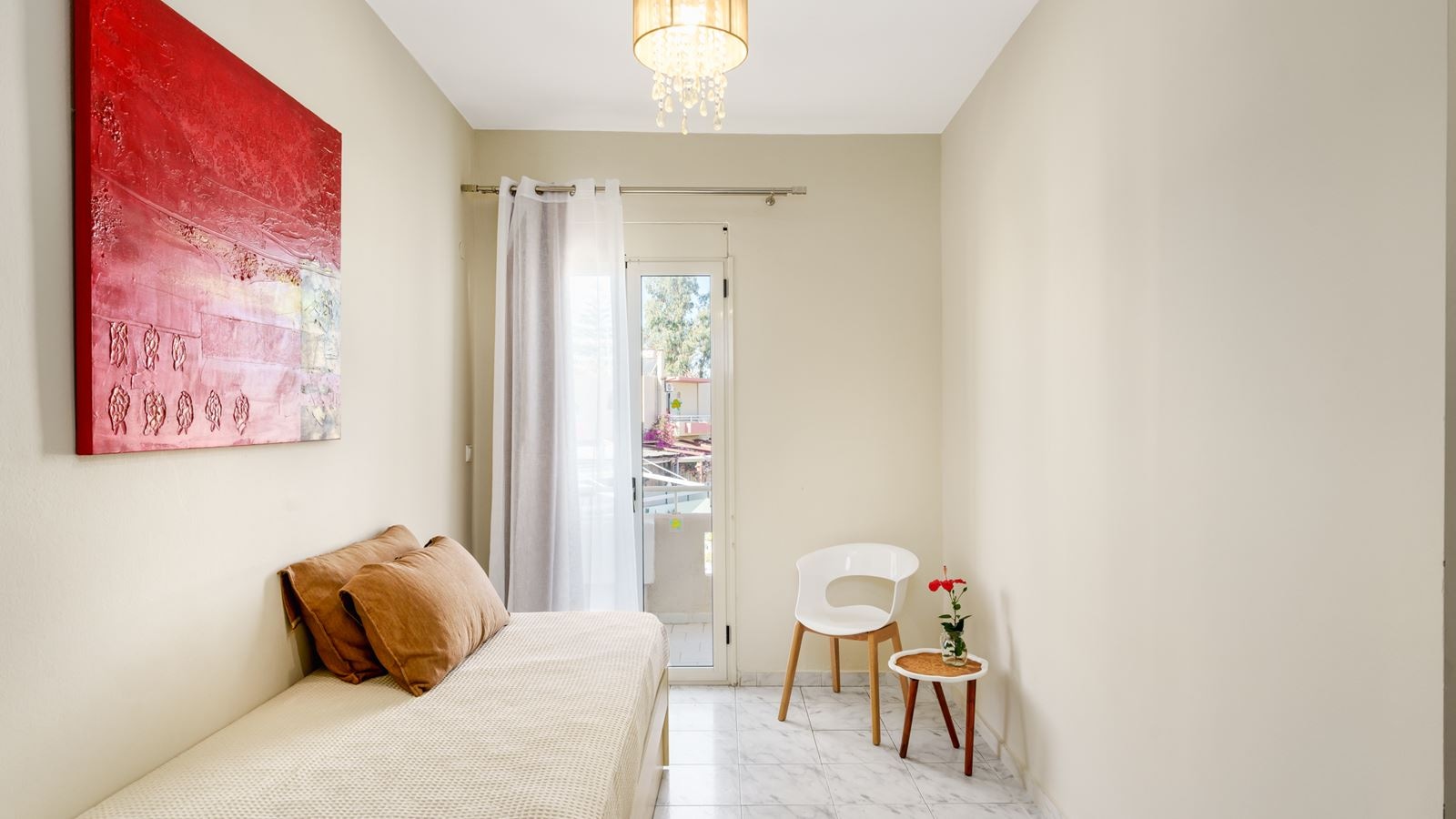 rooms-comfort-family-with-balcony