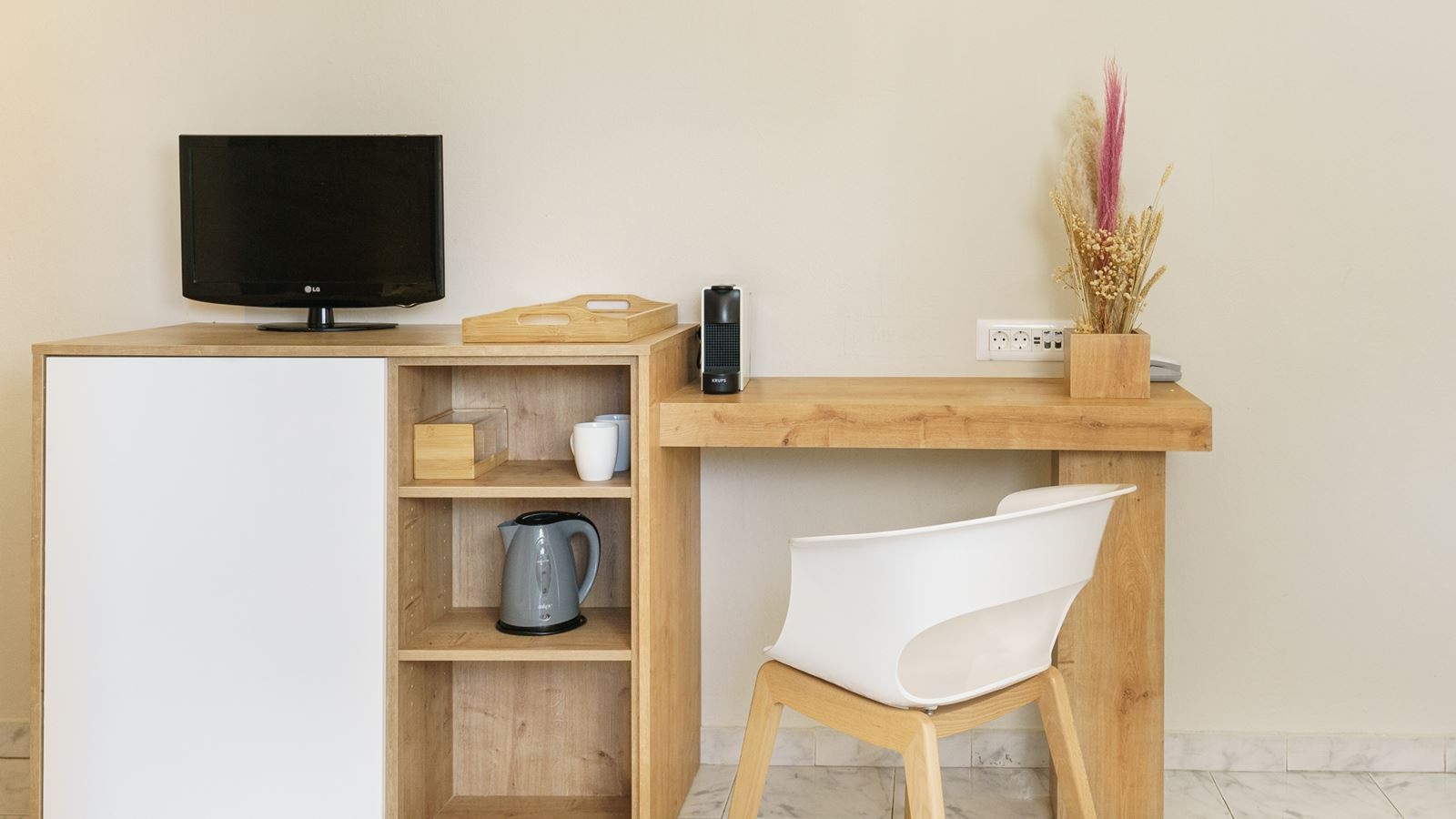 rooms-comfort-family-with-balcony