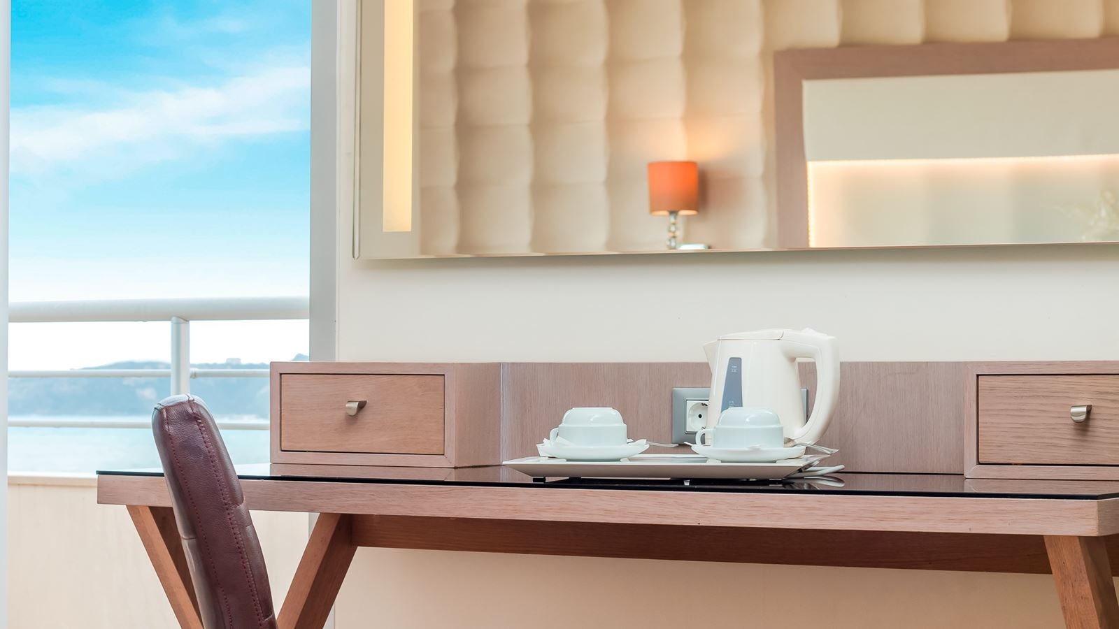 rooms-deluxe-sea-view