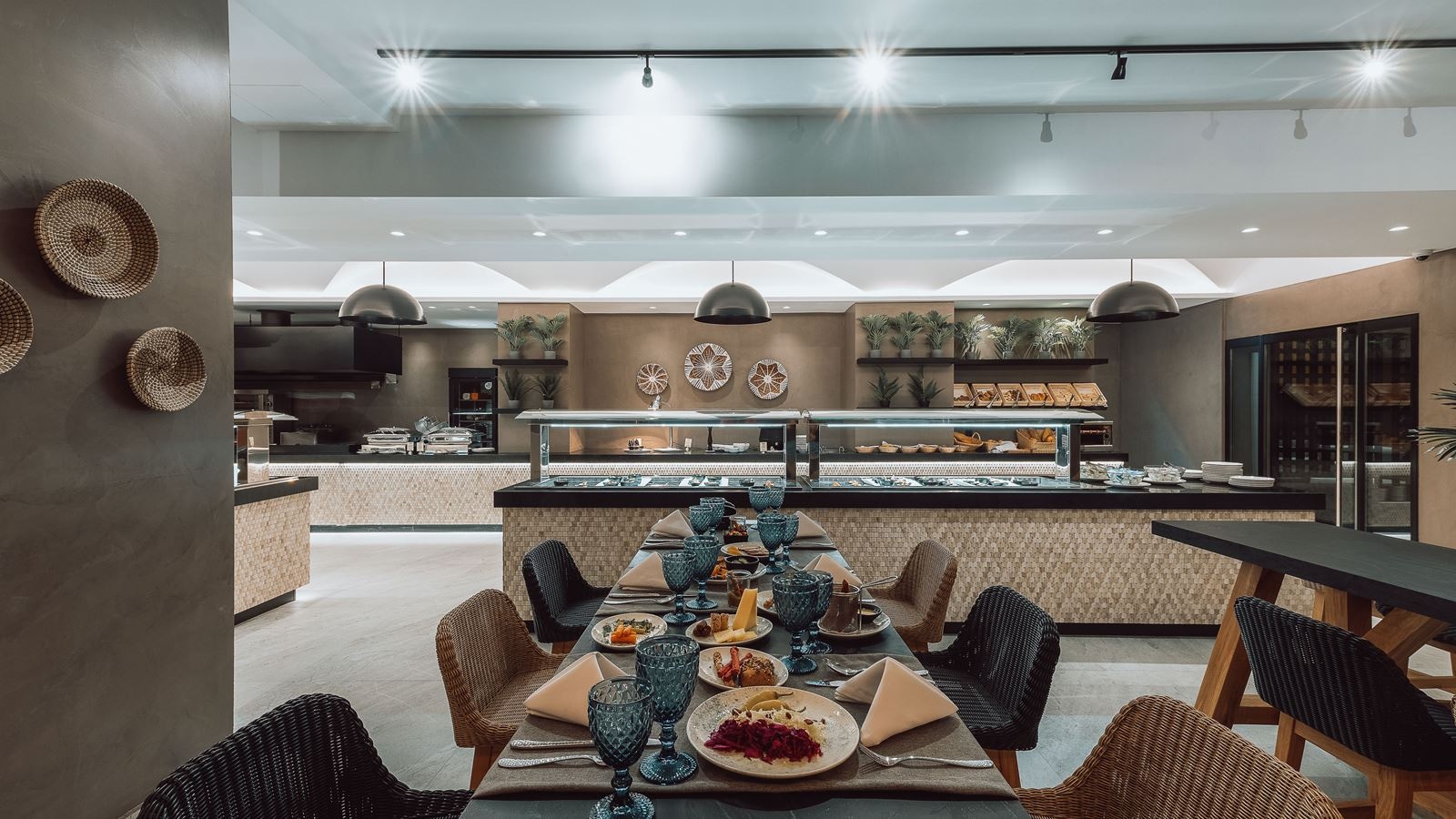 restaurants-main-restaurant