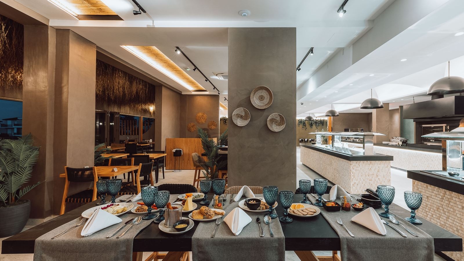 restaurants-main-restaurant