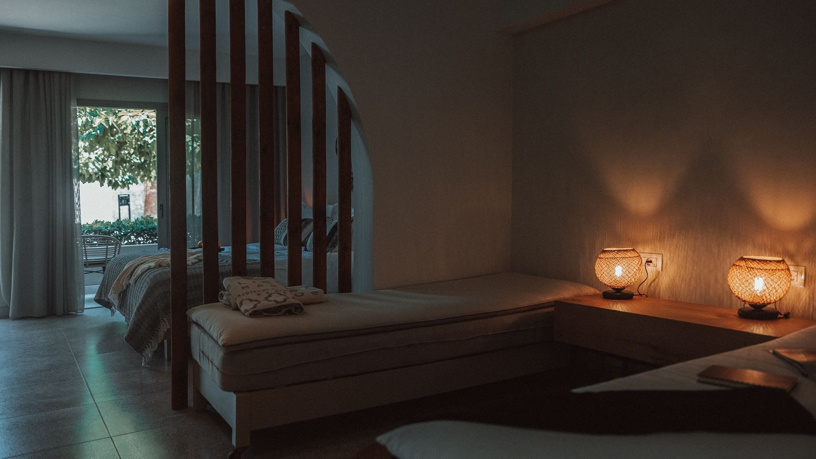 rooms-suite-junior-garden-view