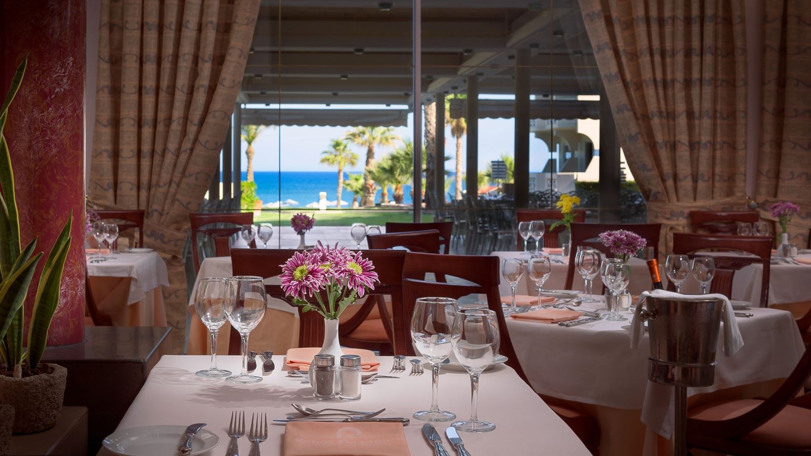 restaurants-symposium