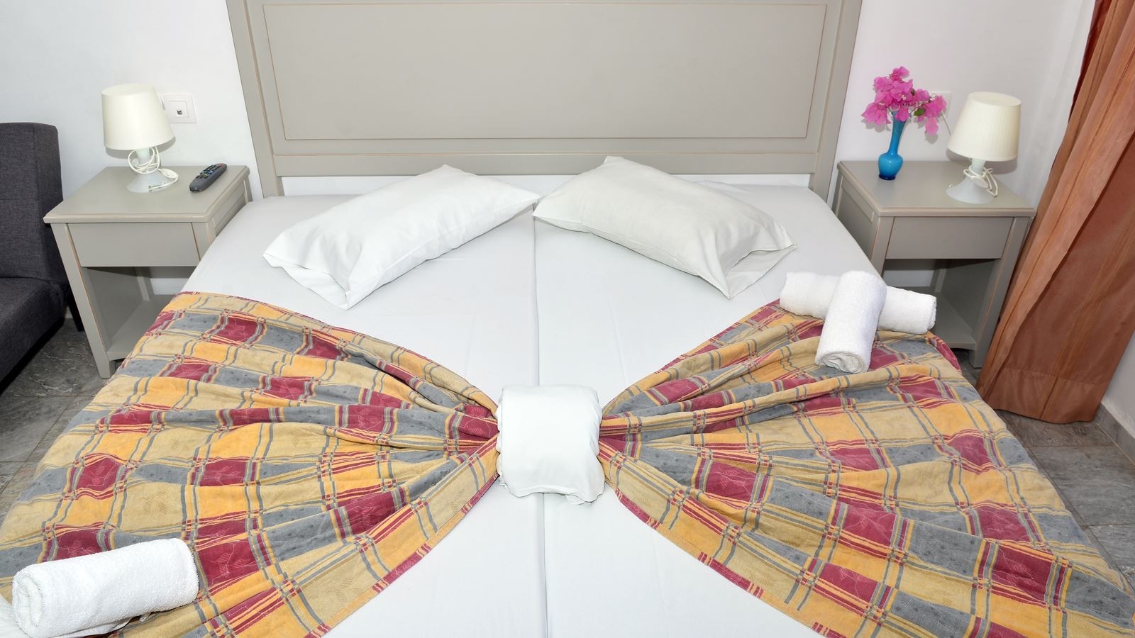 rooms-room-double-balcony-or-terrace