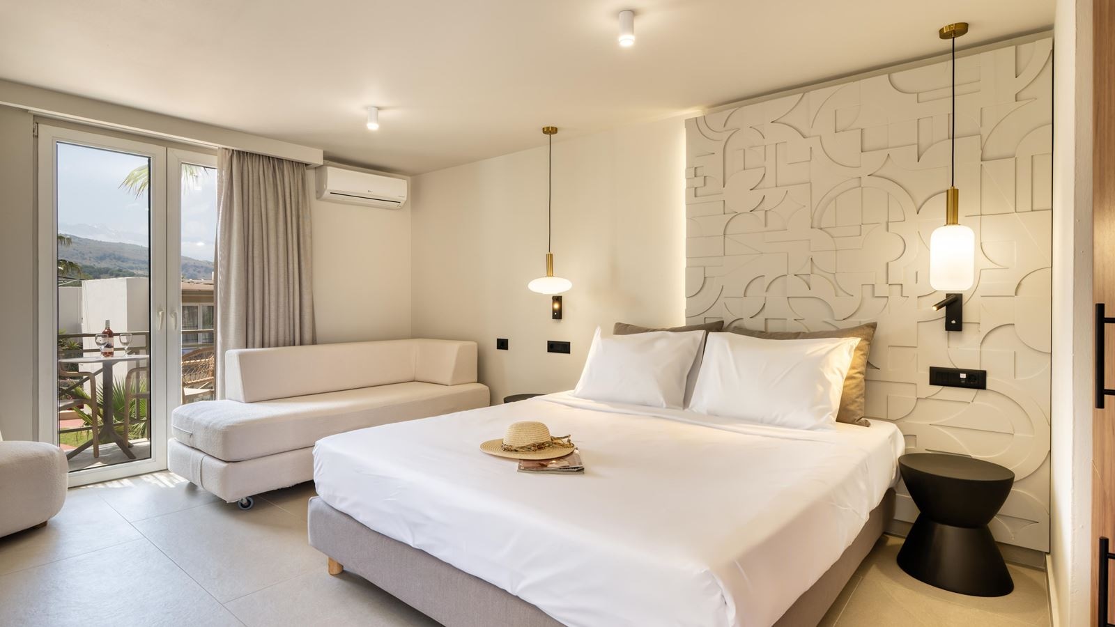 rooms-superior-bungalow-garden-view