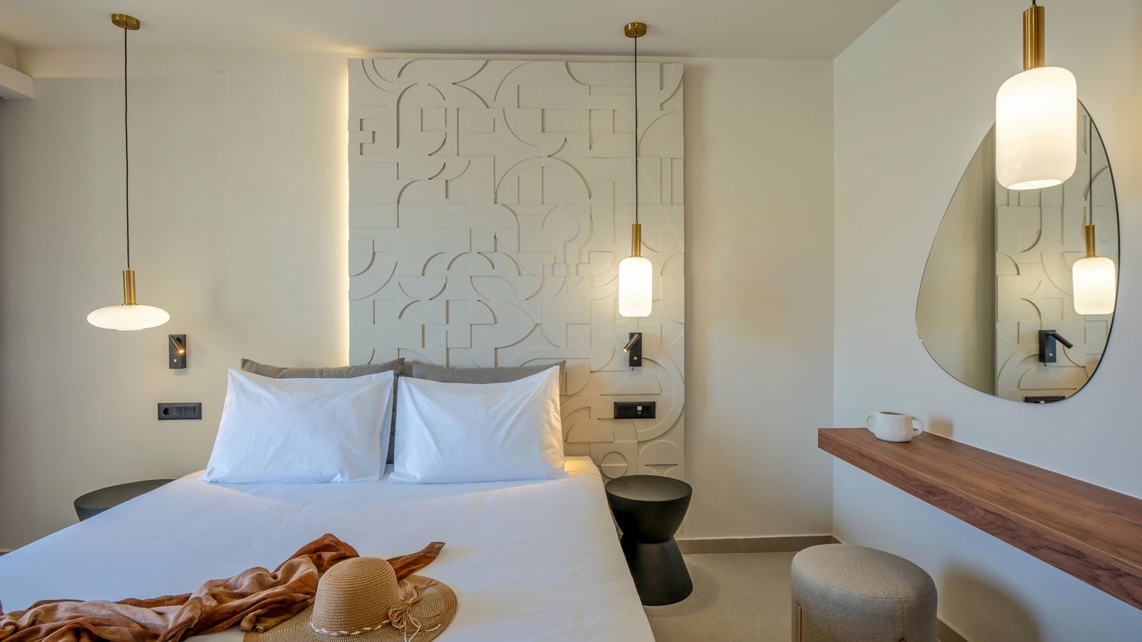 rooms-superior-side-sea-view