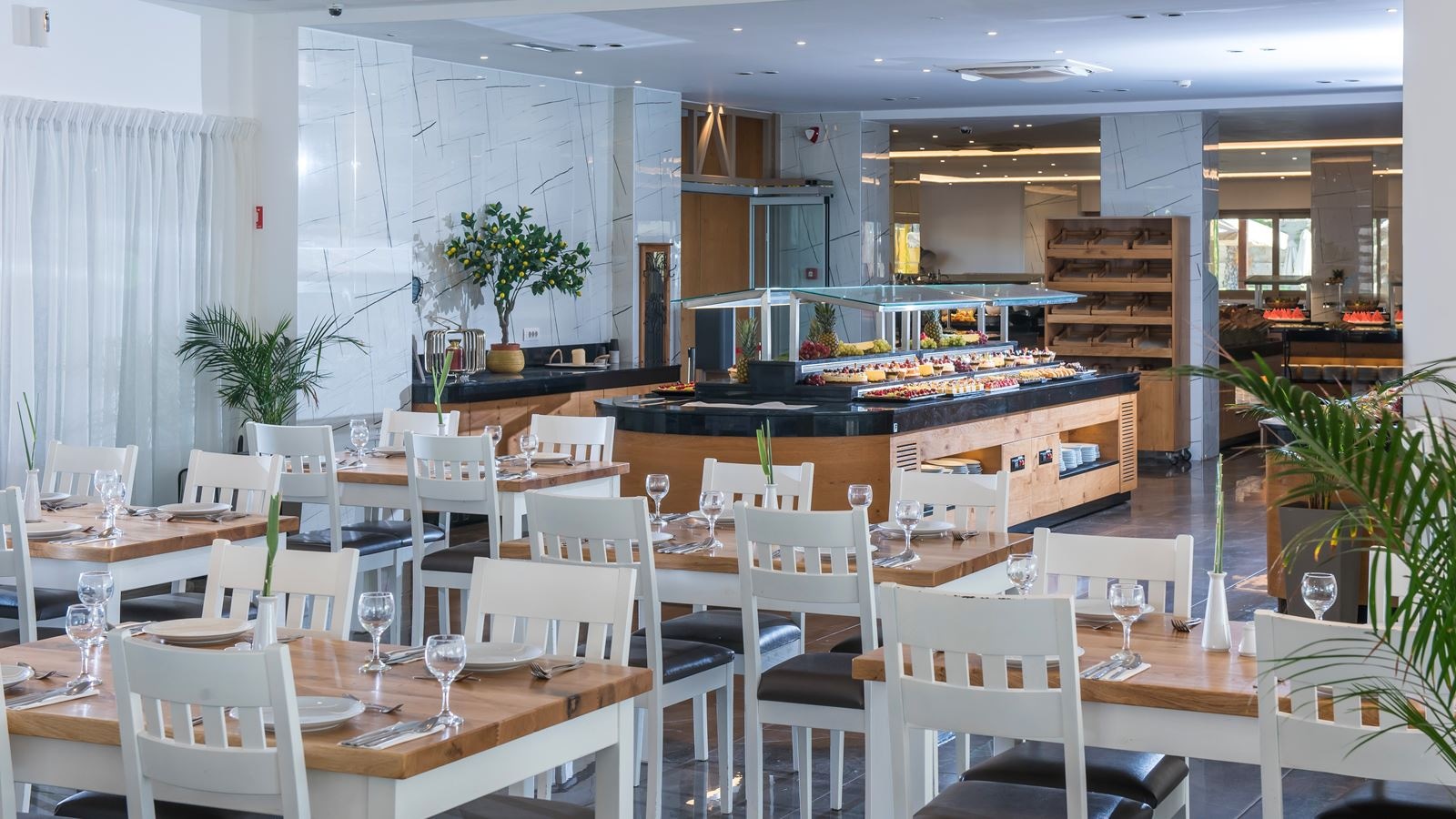 restaurants-dionysos-main-restaurant